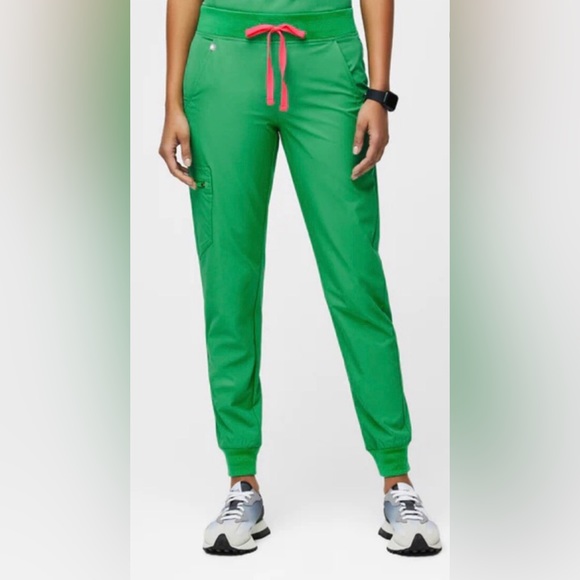 Figs Pants - FIGS Zamora High Waisted FreeX Jogger in Safety Green